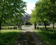 Minstrels Manor